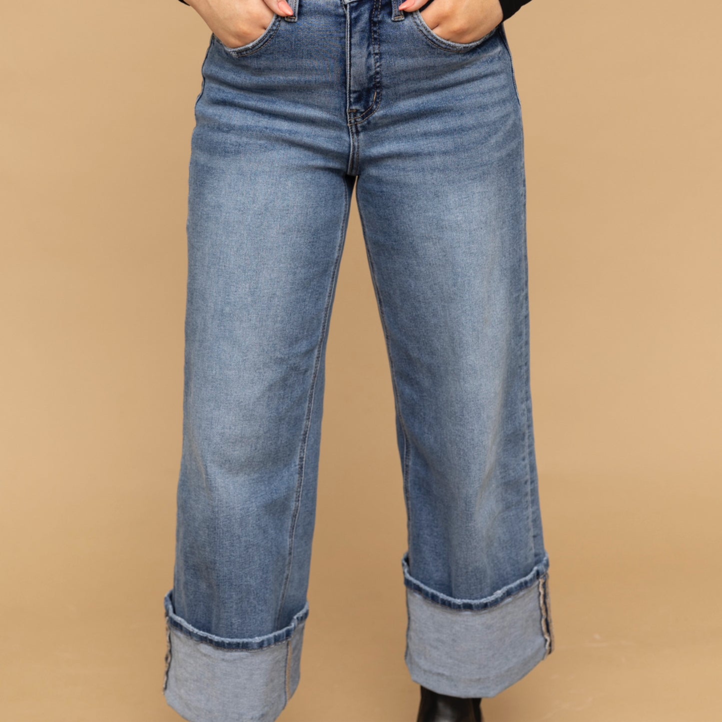 Mavie High Rise Wide Straight Jean
